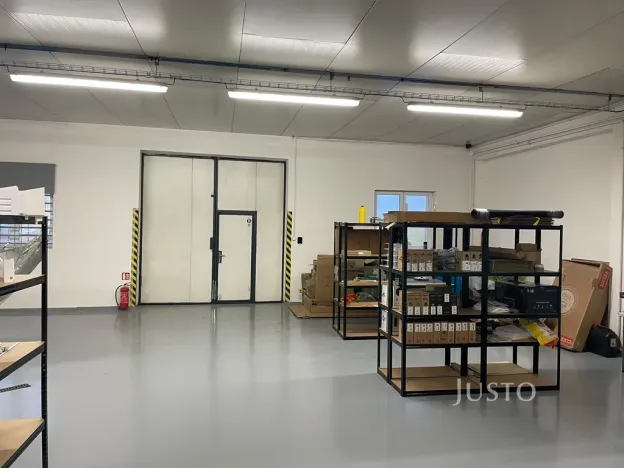 Pronájem výrobních prostor, Všejany, Na Prstýnku, 128 m2