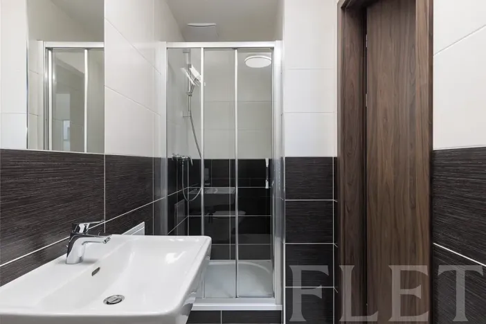 Pronájem bytu 1+kk, Praha - Třebonice, Thomasova, 33 m2