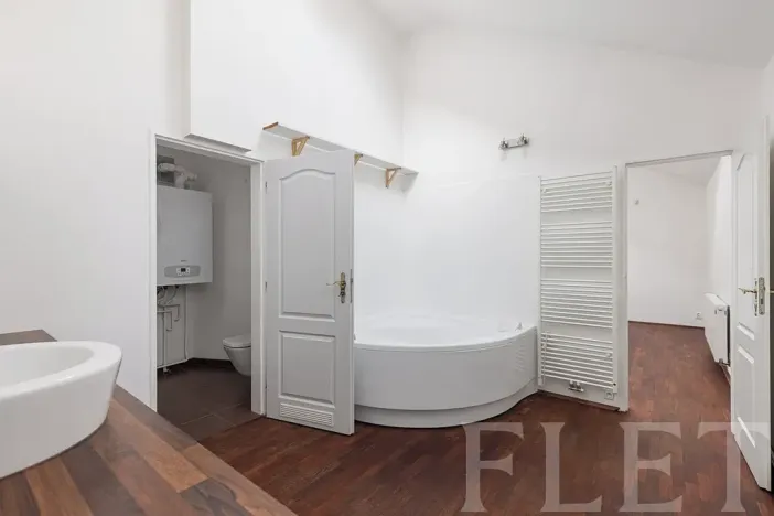 Prodej rodinného domu, Chýnice, Nám. Na Louži, 78 m2