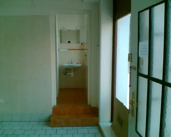 Pronájem obchodního prostoru, Trutnov - Poříčí, Náchodská, 22 m2