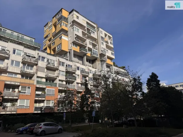 Pronájem bytu 2+kk, Praha - Vysočany, Pod Harfou, 53 m2