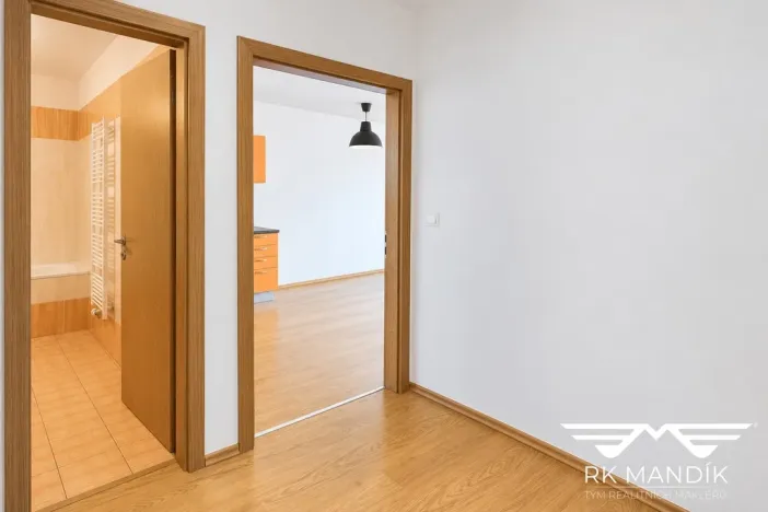 Prodej bytu 2+kk, Praha - Prosek, Kytlická, 53 m2