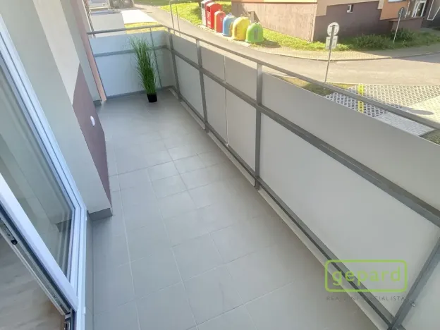 Pronájem bytu 2+kk, Jince, Zborovská, 52 m2