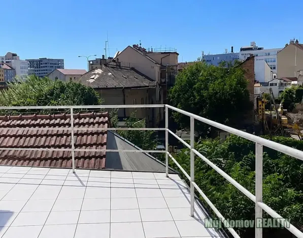 Pronájem rodinného domu, Praha - Libeň, Ve vrchu, 400 m2