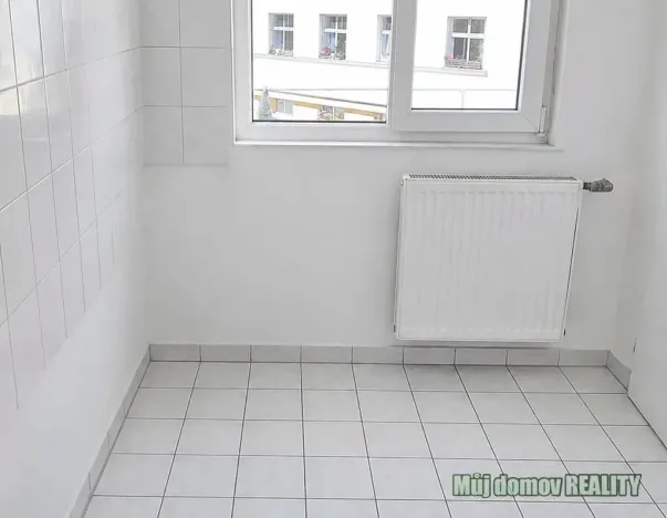 Pronájem rodinného domu, Praha - Libeň, Ve vrchu, 400 m2