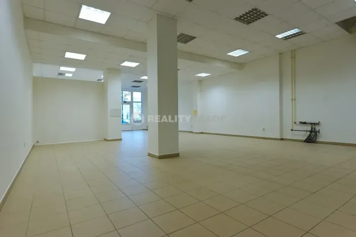 Pronájem obchodního prostoru, Strakonice, Jezerní, 120 m2