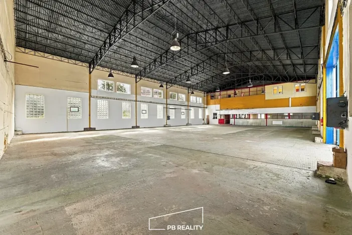 Prodej výrobních prostor, Olomouc, 755 m2
