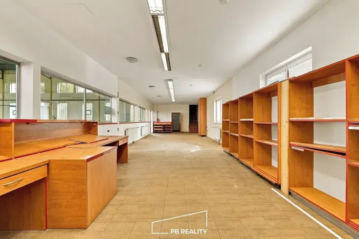 Prodej výrobních prostor, Olomouc, 755 m2