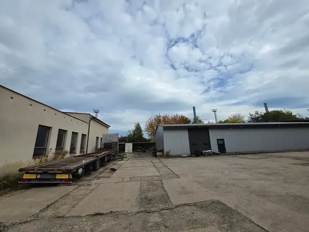 Prodej výrobních prostor, Hronov, 600 m2