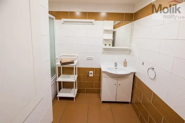Pronájem bytu 2+1, Klášterec nad Ohří - Miřetice u Klášterce nad Ohří, Dukelská, 60 m2