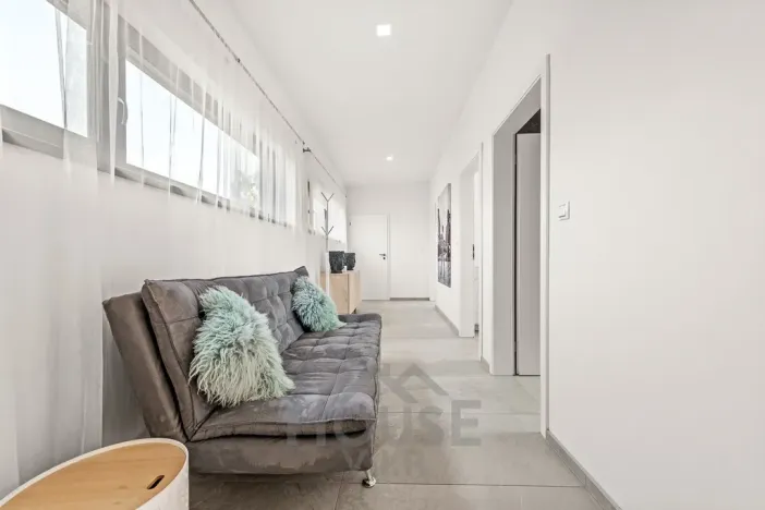 Pronájem rodinného domu, Králův Dvůr - Levín, Na Vyhlídce, 201 m2