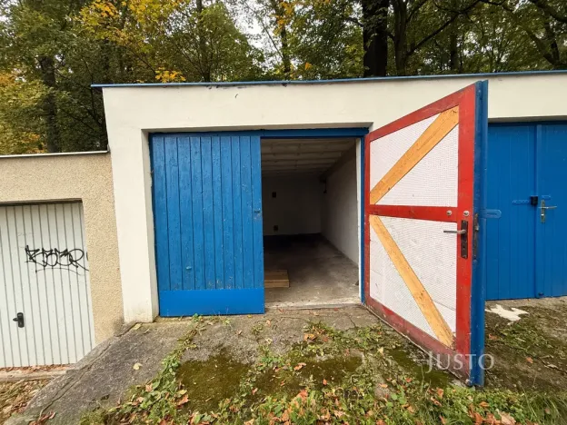 Pronájem garáže, Liberec, Dvorská, 18 m2