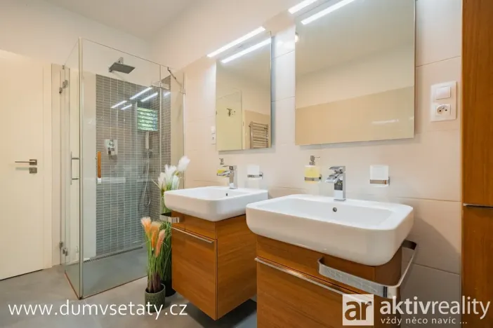 Prodej rodinného domu, Všetaty, Karla IV., 121 m2