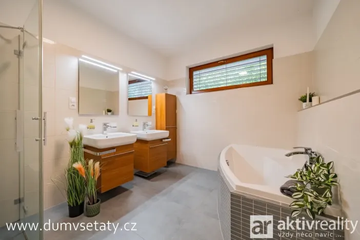 Prodej rodinného domu, Všetaty, Karla IV., 121 m2