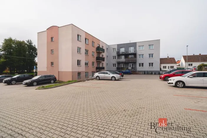 Pronájem bytu 2+kk, Zbůch, Náměstí, 52 m2