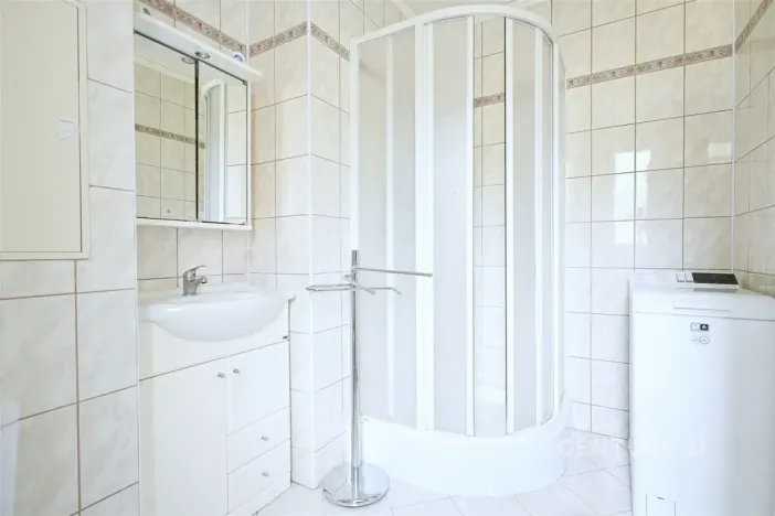 Prodej bytu 2+1, Meziboří, Májová, 63 m2