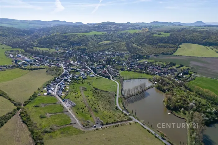 Prodej pozemku pro bydlení, Lužice, 1002 m2