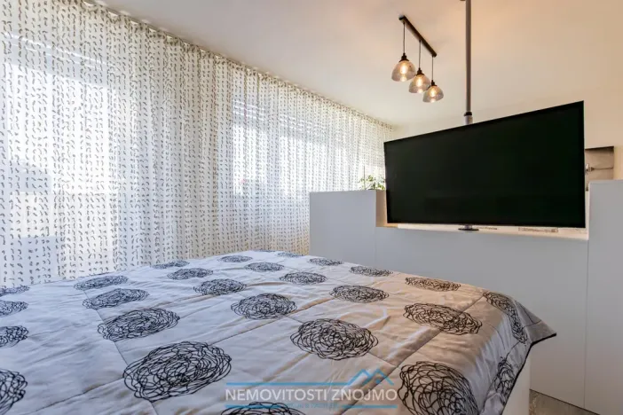 Prodej bytu 2+kk, Znojmo, Kosmákova, 71 m2