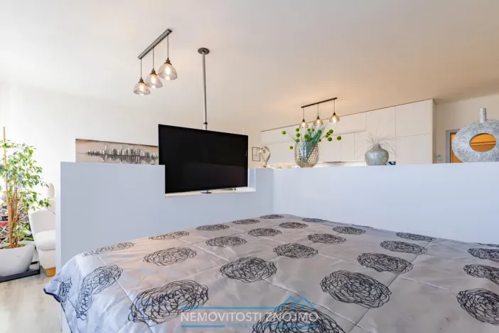 Prodej bytu 2+kk, Znojmo, Kosmákova, 71 m2