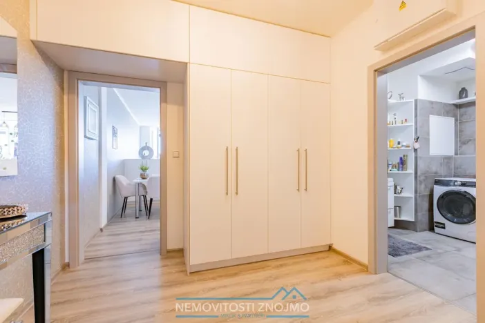 Prodej bytu 2+kk, Znojmo, Kosmákova, 71 m2