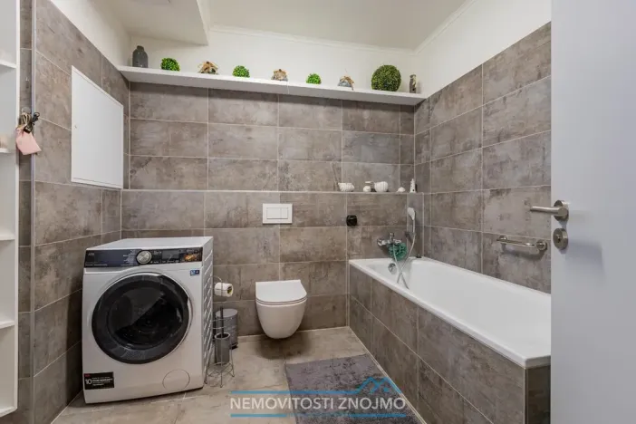 Prodej bytu 2+kk, Znojmo, Kosmákova, 71 m2