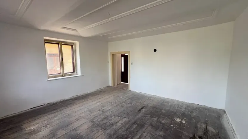 Prodej rodinného domu, Břehy, Bahníkova, 198 m2