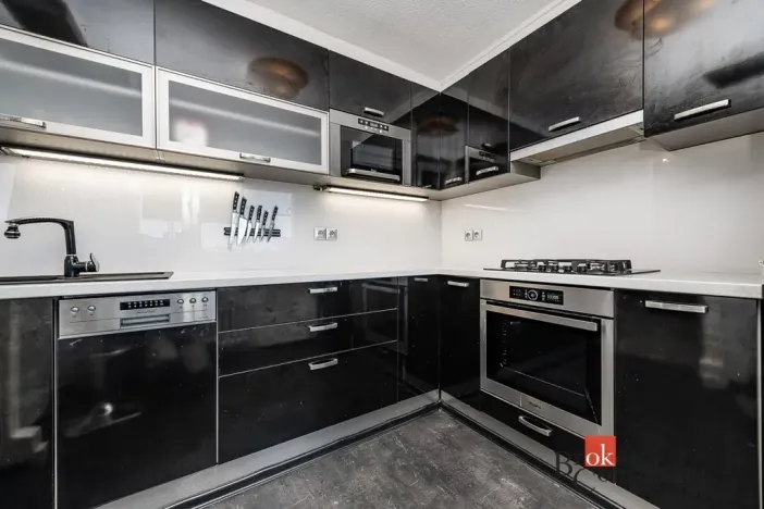 Prodej bytu 3+kk, Praha - Karlín, U Sluncové, 78 m2
