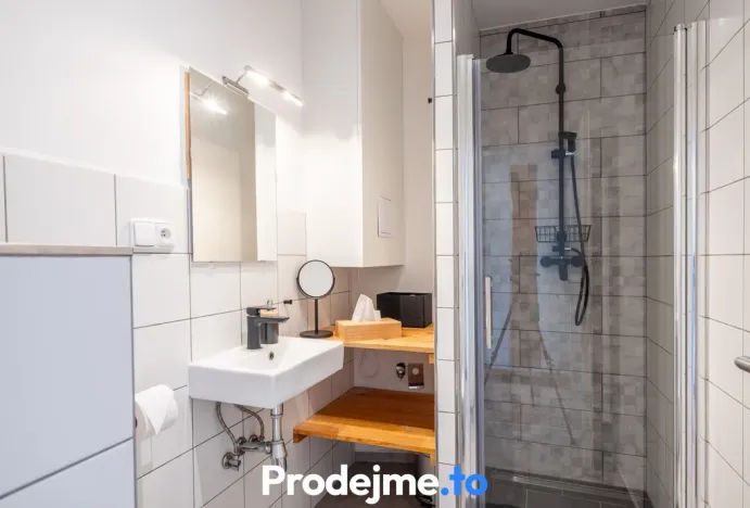 Prodej bytu 2+kk, Znojmo, Mikulášské náměstí, 39 m2