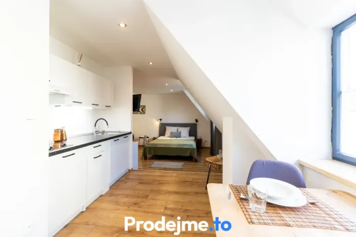 Prodej bytu 1+kk, Znojmo, Mikulášské náměstí, 32 m2