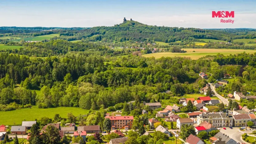 Prodej bytu 3+1, Rovensko pod Troskami, Tyršova, 66 m2