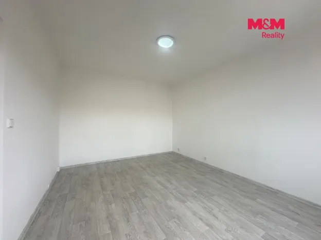 Pronájem bytu 1+1, Chomutov, Písečná, 36 m2
