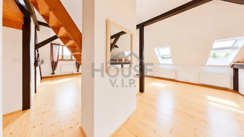 Prodej bytu 2+kk, Kralupy nad Vltavou, třída Legií, 97 m2