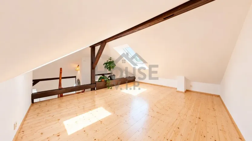 Prodej bytu 2+kk, Kralupy nad Vltavou, třída Legií, 97 m2