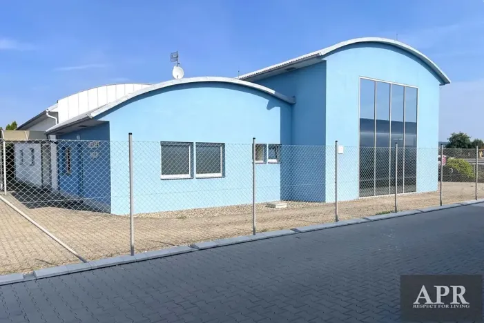 Pronájem kanceláře, Uherský Brod, U Korečnice, 48 m2