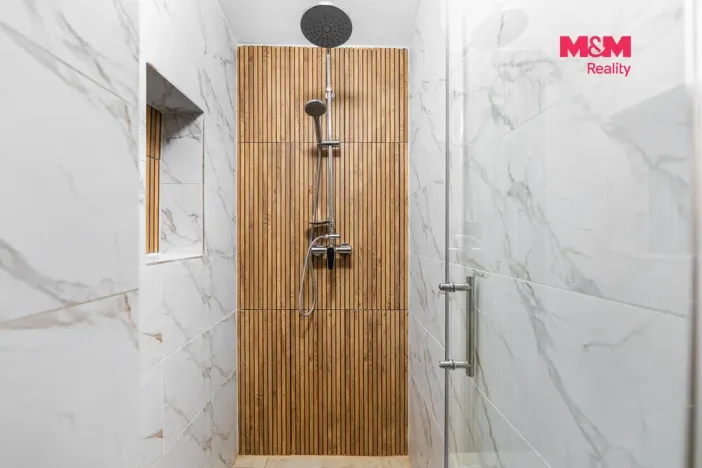 Prodej chalupy, Mnichov, 150 m2