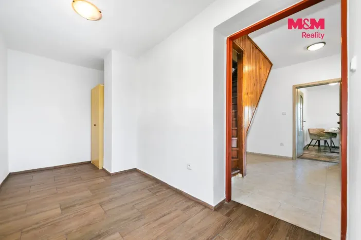 Prodej chalupy, Mnichov, 150 m2