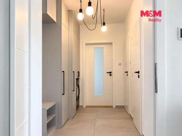 Pronájem bytu 2+1, Praha - Veleslavín, Na okraji, 56 m2