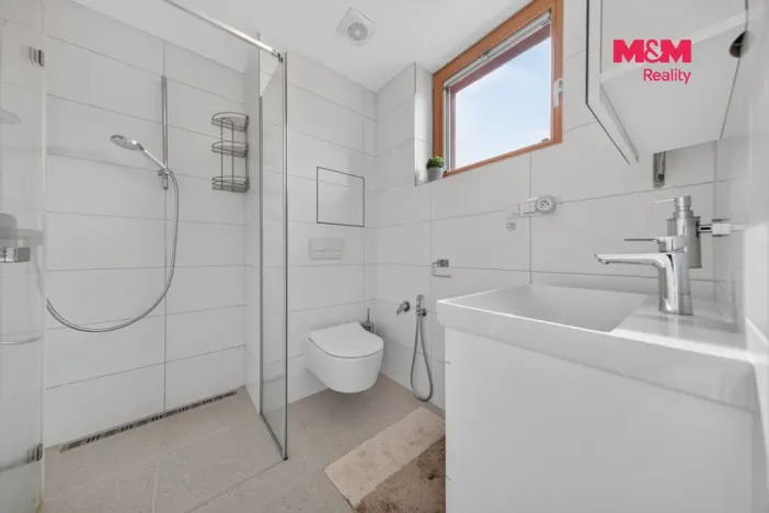 Prodej bytu 3+kk, Praha, Na návsi, 103 m2