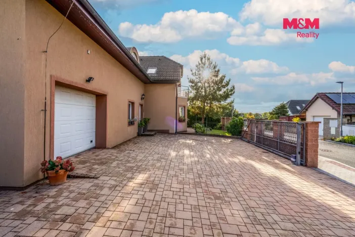 Prodej rodinného domu, Modletice, 236 m2