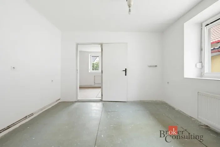 Prodej rodinného domu, Sezemice, Bezdíčkova, 105 m2