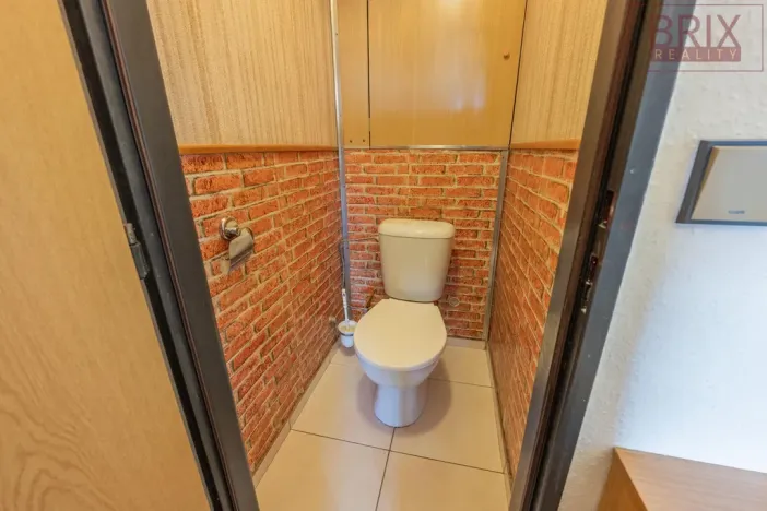 Prodej bytu 3+1, Praha - Kobylisy, Bojasova, 64 m2