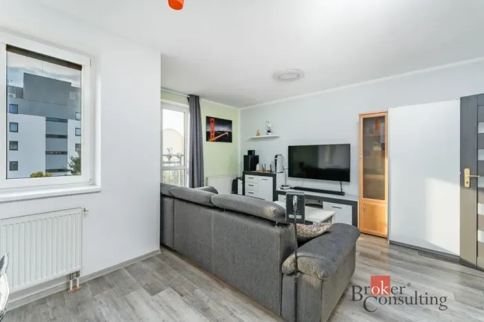 Prodej bytu 1+kk, Hradec Králové - Třebeš, Ve Stromovce, 33 m2