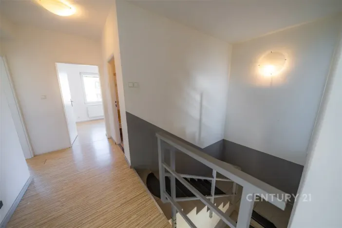 Prodej rodinného domu, Nehvizdy, Pionýrů, 217 m2