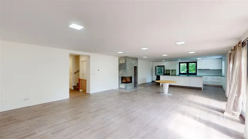 Prodej rodinného domu, Ivaň, 319 m2