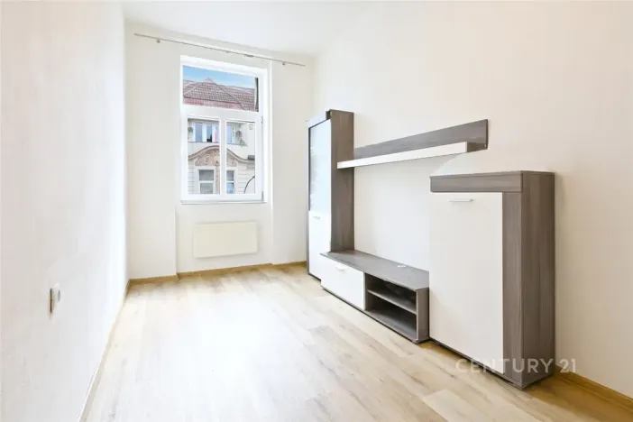Prodej bytu 2+1, Trmice, Fügnerova, 43 m2