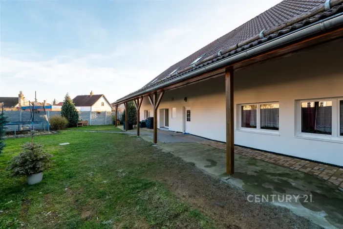 Prodej rodinného domu, Mladý Smolivec, 300 m2