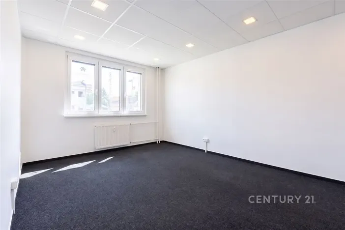 Prodej kanceláře, Most, Obránců míru, 68 m2