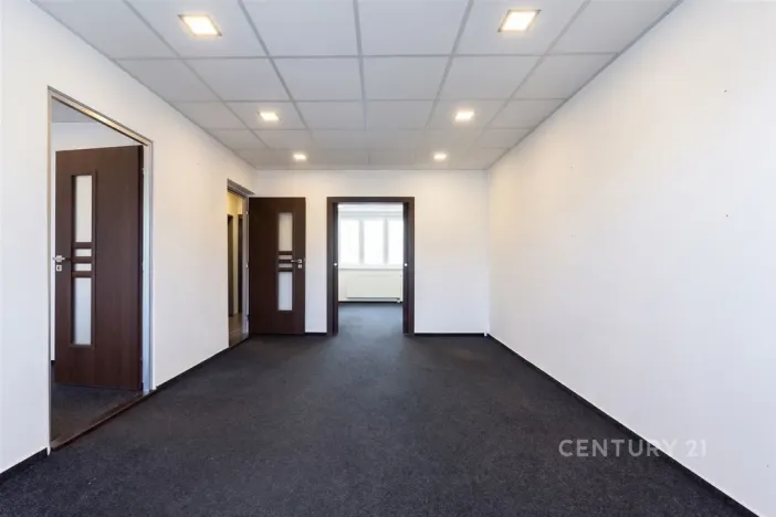 Pronájem kanceláře, Most, Obránců míru, 68 m2