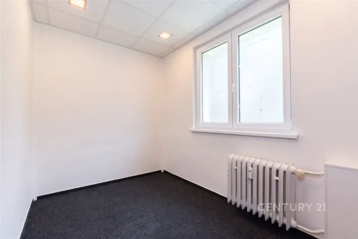 Pronájem kanceláře, Most, Obránců míru, 68 m2