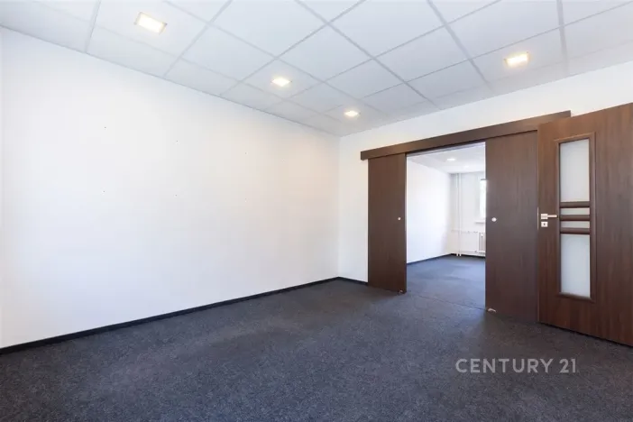 Pronájem kanceláře, Most, Obránců míru, 68 m2